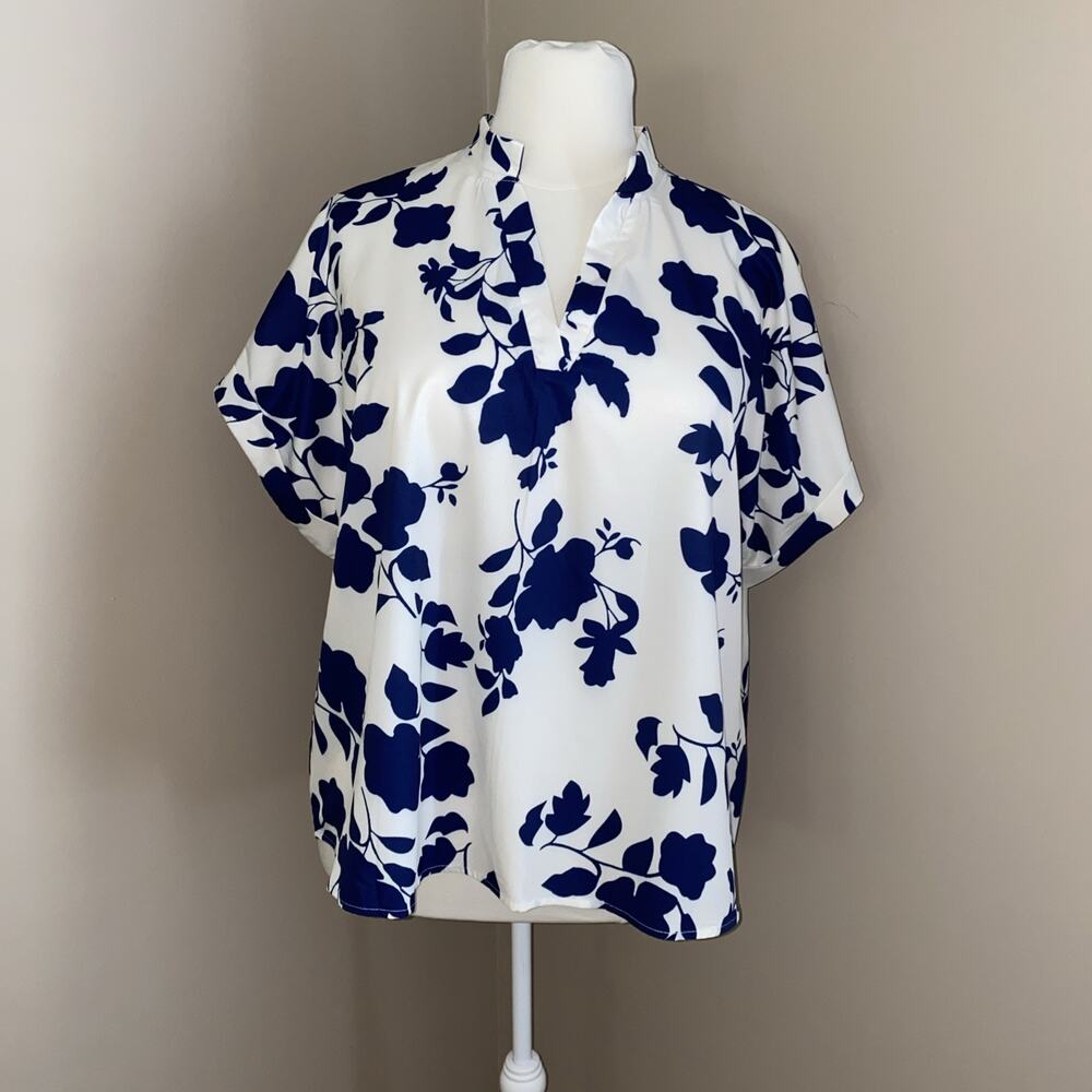 SHEIN Off White & Blue Floral Short Cap Sleeve V Neck Blouse Top Size 3XL